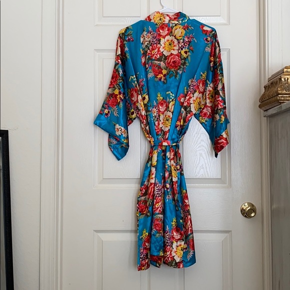 Intimates & Sleepwear | Teal Silk Robe With Red Pink And Yellow Flowers ...